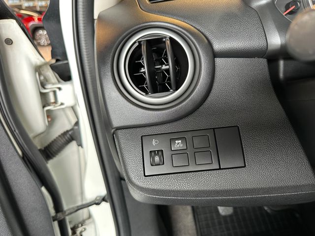 Mazda 2 Lim. 1.3 Active