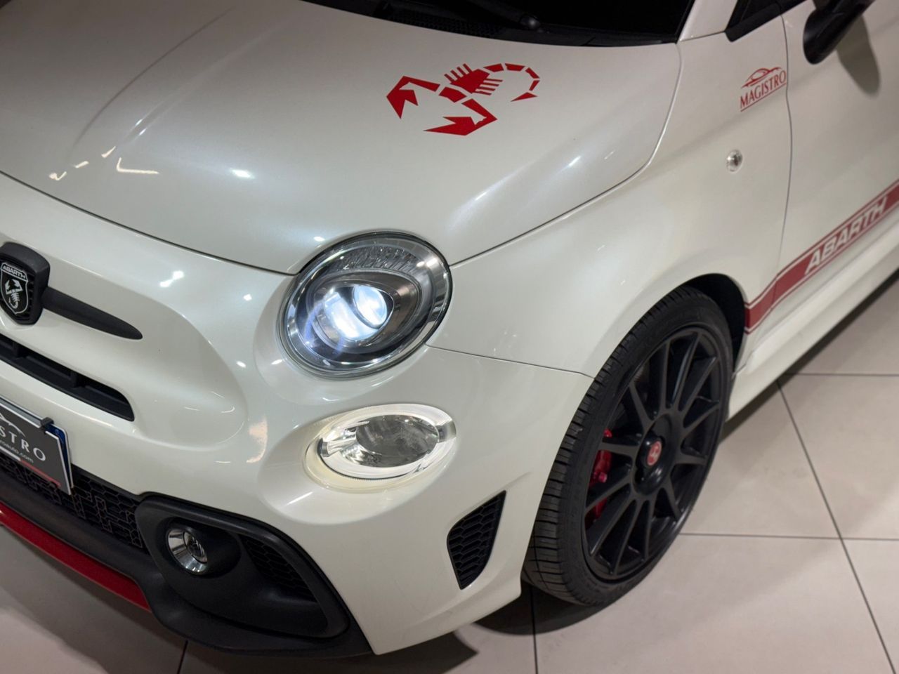 Abarth 595 Competizione 180CV Limited Edition 70 imagem 3