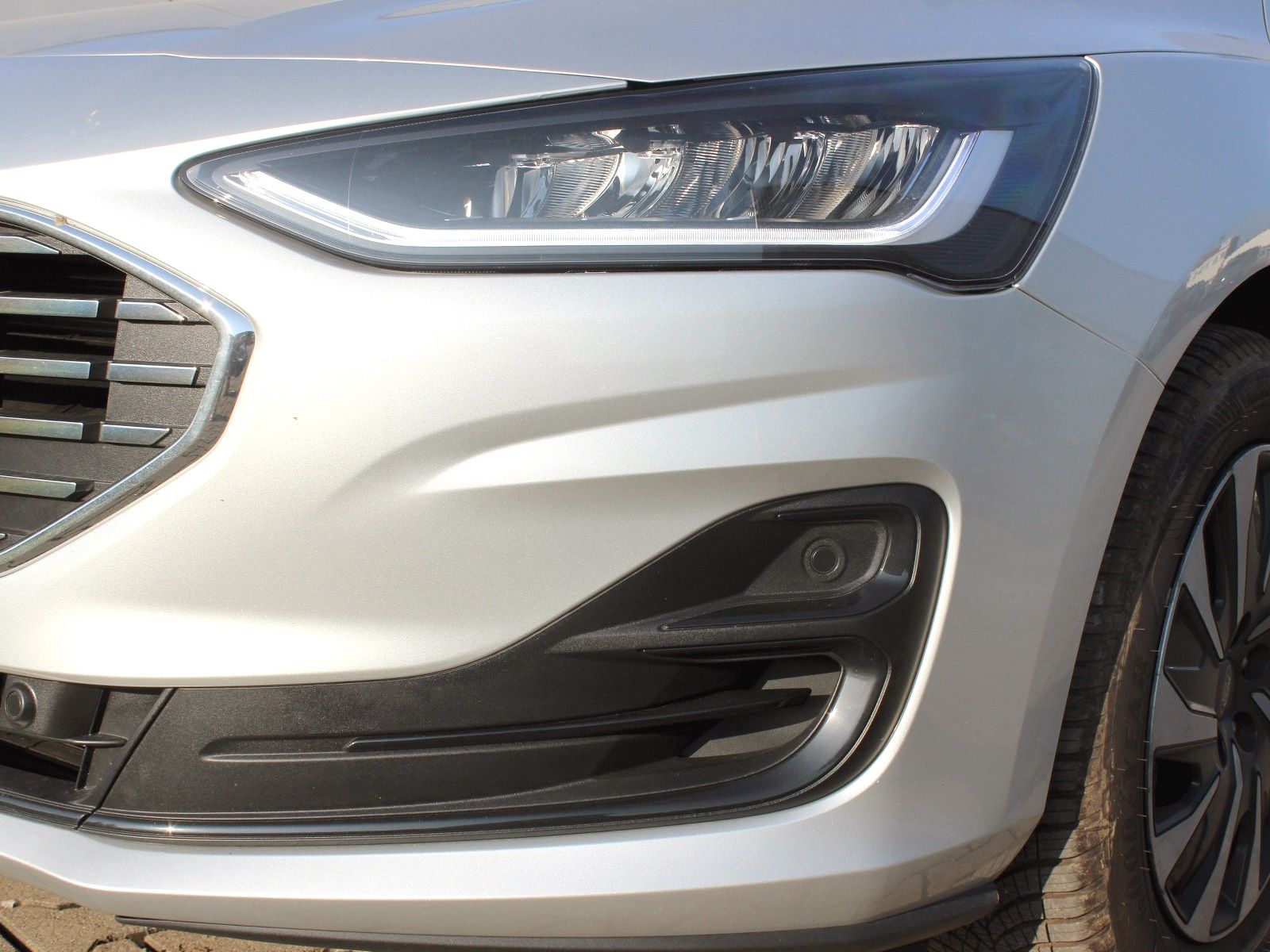 Fahrzeugabbildung Ford Focus Titanium X 1,0 EcoBoost