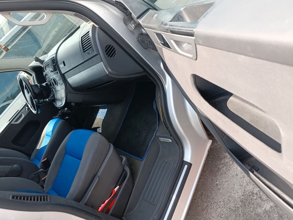 Image of Volkswagen T5 Multivan