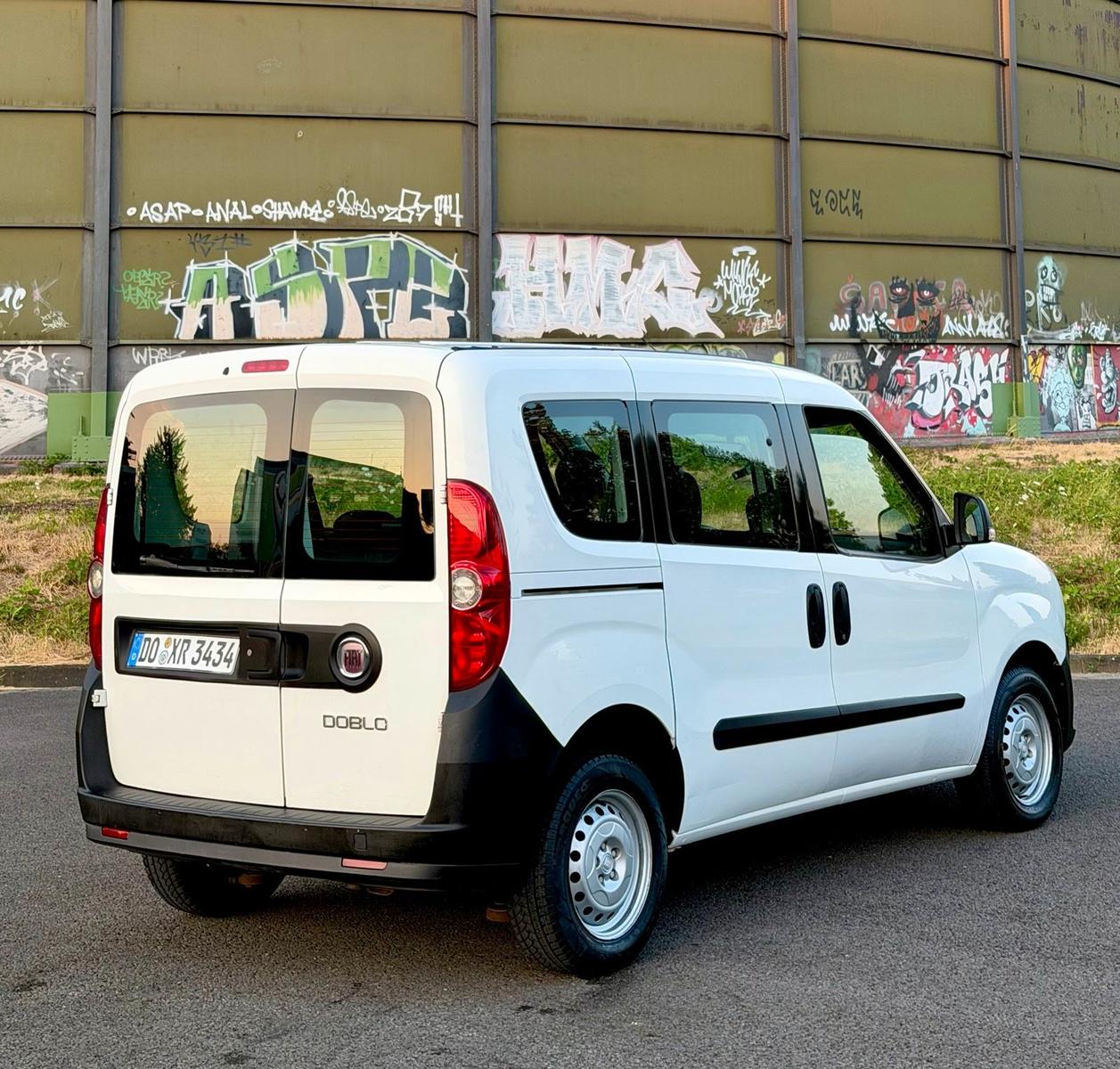 Fiat Doblo 2011 — photo 7