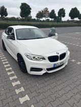 BMW M235i Coupe gepflegter Zustand - weiße BMW M235