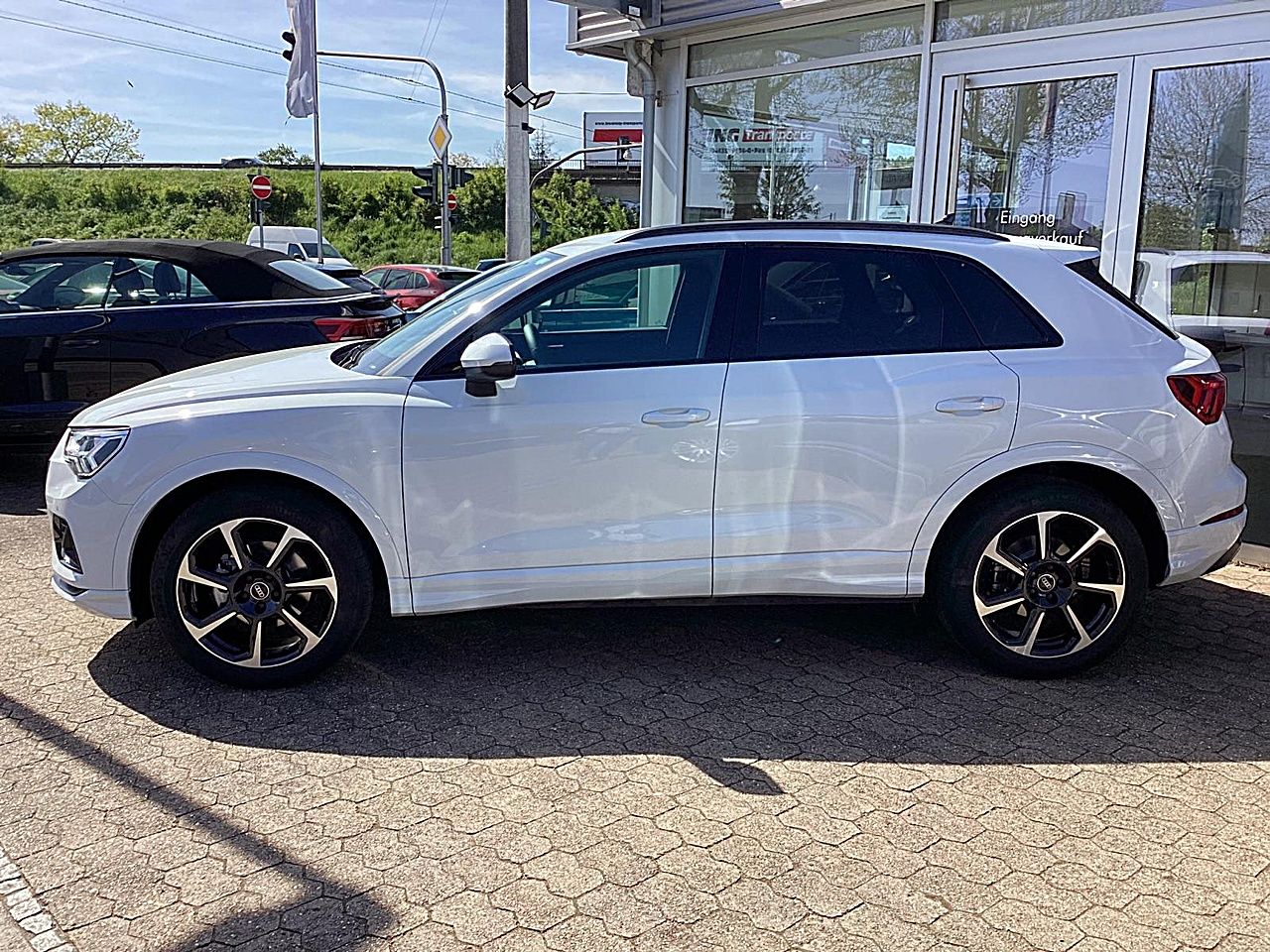 Fahrzeugabbildung Audi Q3 advanced 35 TDI S tronic ACC Navi LED Klima