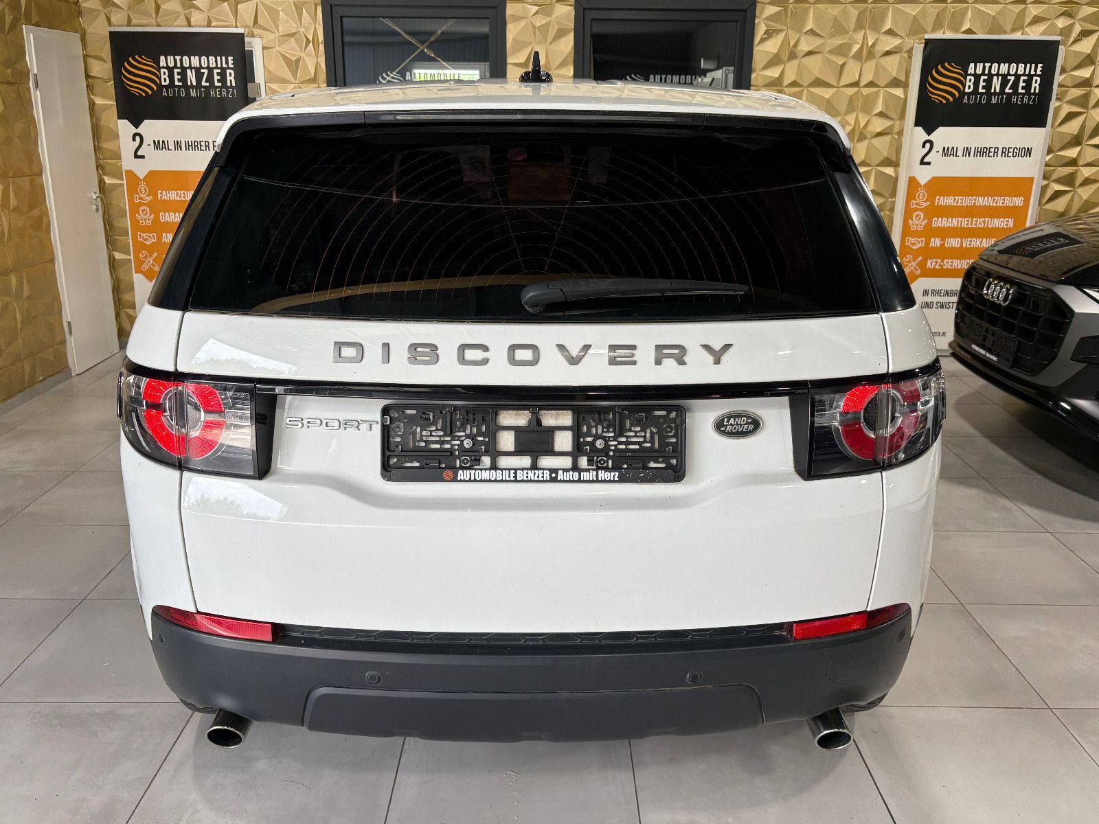 Fahrzeugabbildung Land Rover Discovery Sport Pure/PDC/SHZ/KLIMA/SPURHALTEASS.