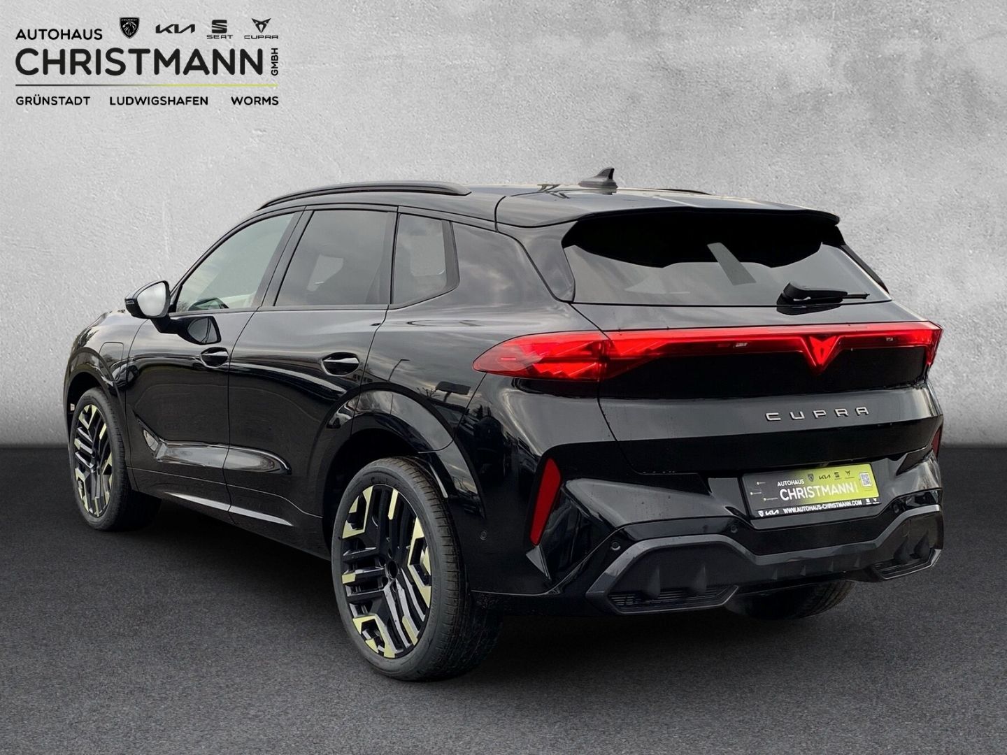 Fahrzeugabbildung CUPRA Terramar 1.5 e-Hybrid 200 VZ*TRIBE-Ed*Sennhei Ma