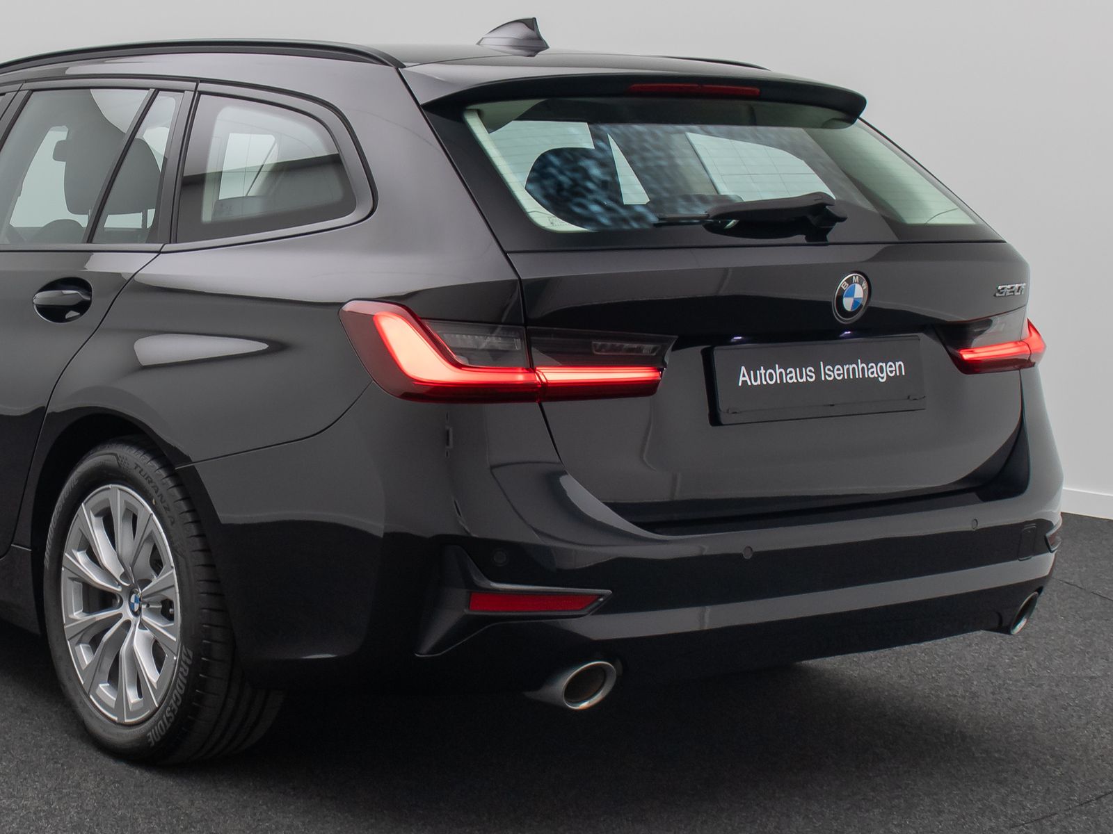 Fahrzeugabbildung BMW 320i DAB Laser Alarm Leder Komfort WLAN Sport