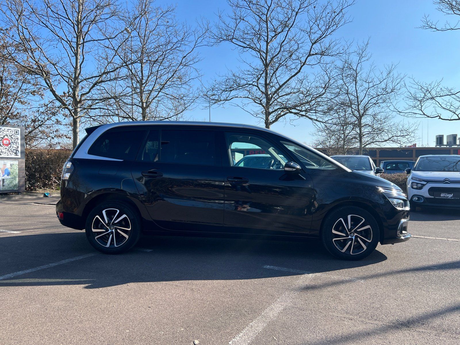 Fahrzeugabbildung Citroën Grand C4 SpaceTourer BlueHDi 130 EAT8 7 Sitzer