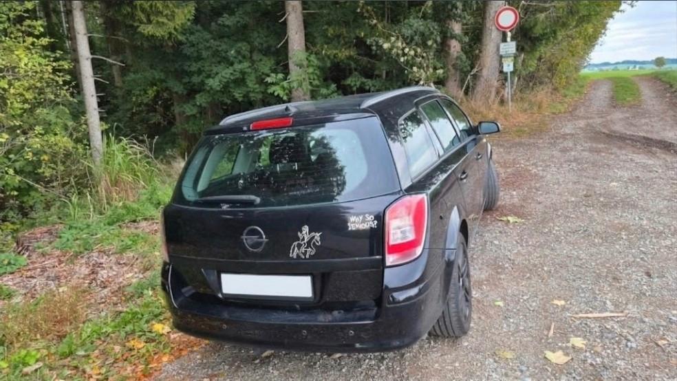 Opel Astra 2009 — photo 8