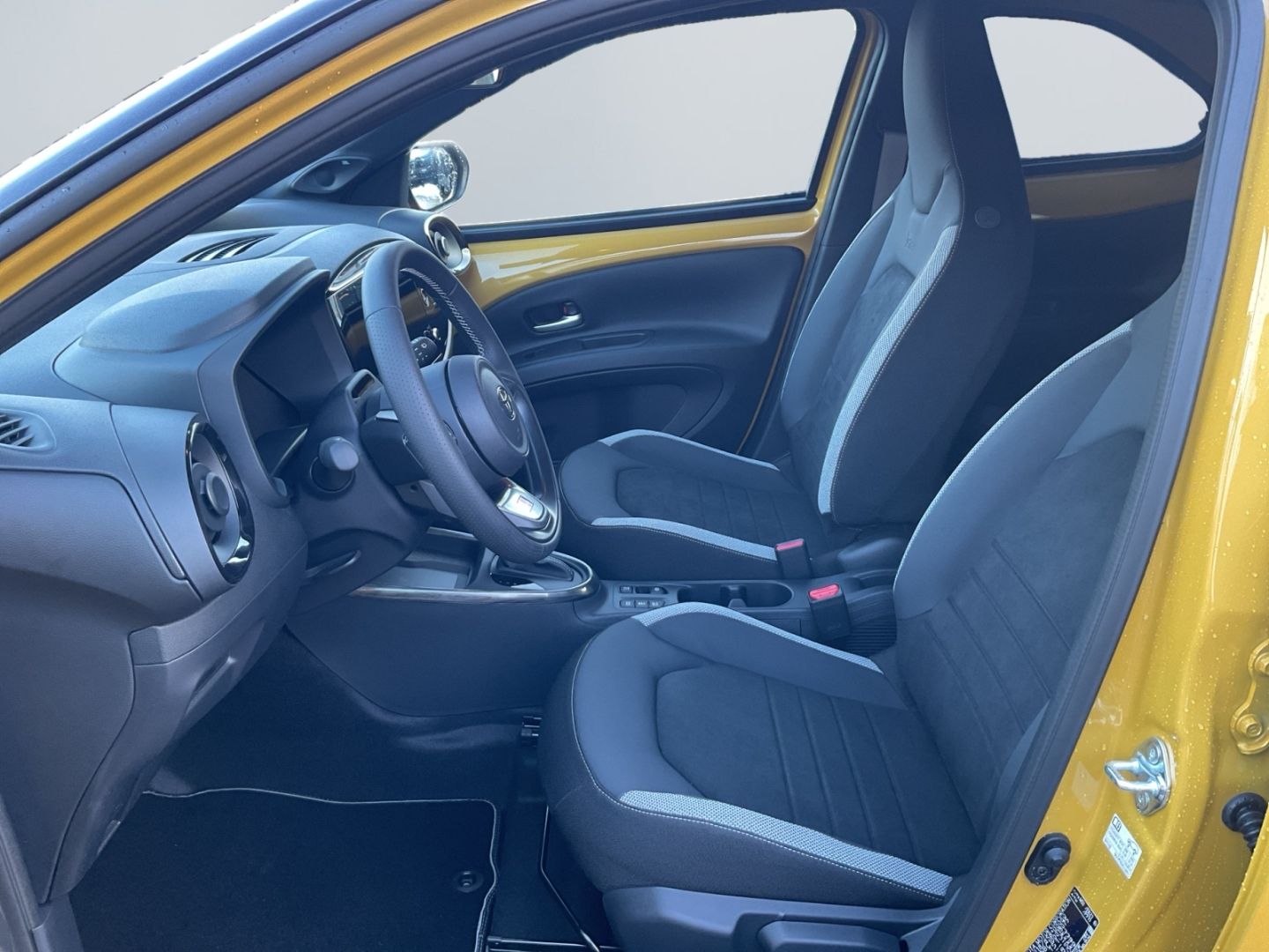 Toyota Aygo (X) - Bild 8