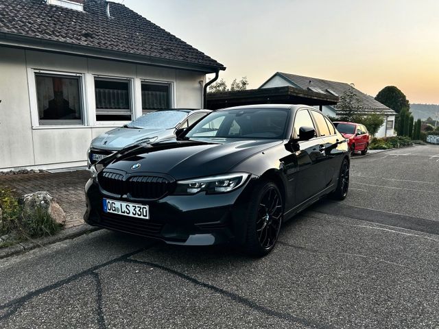 BMW BMW 330e G20 215 Kw (292 ps)