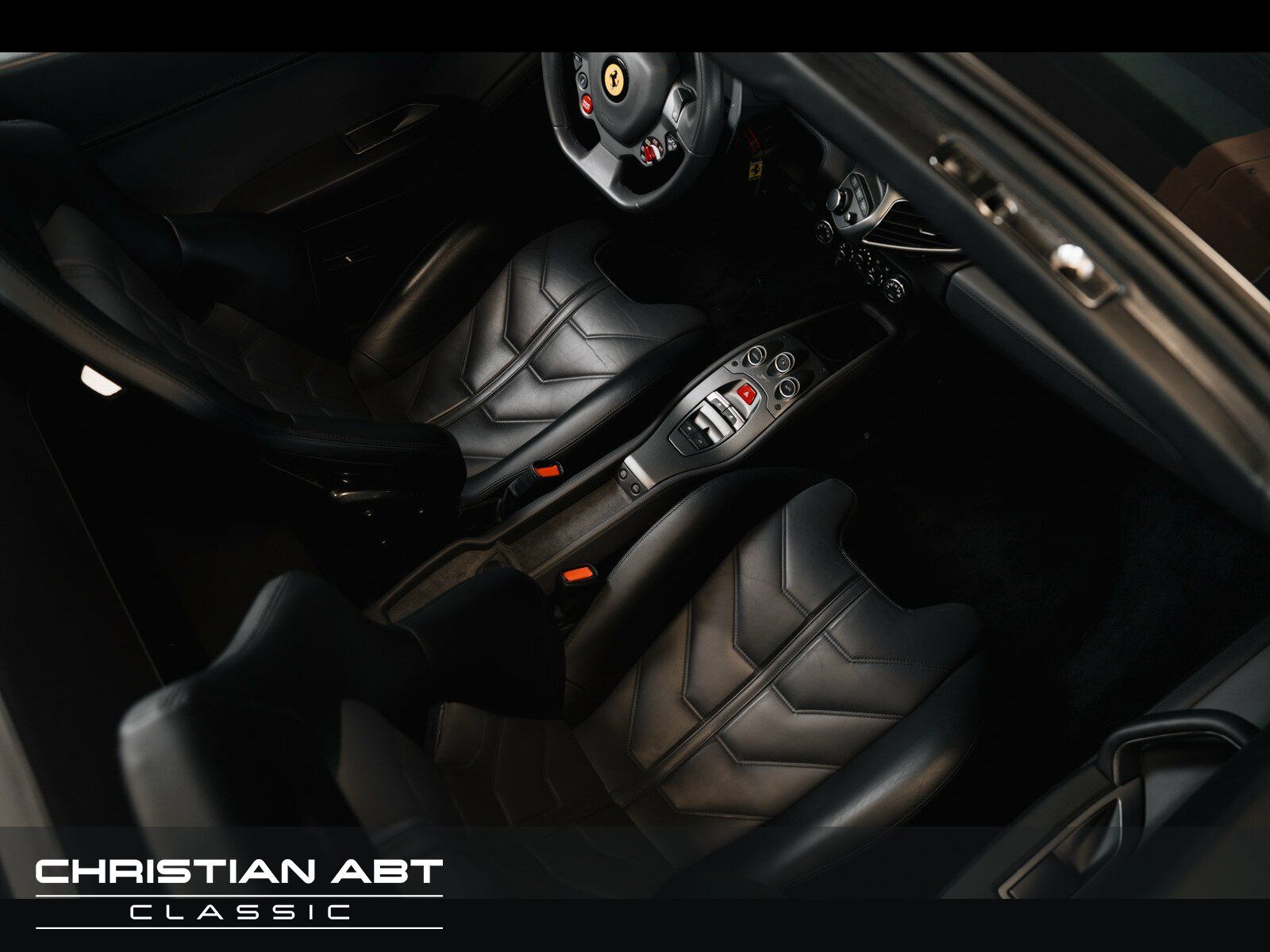 Fahrzeugabbildung Ferrari 458 Spider Lift Daytona Carbon Power15