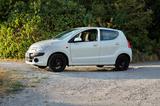 Nissan Pixo 1.0l Anfängerauto - weiße Nissan Pixo