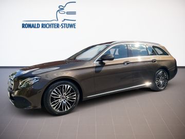 Mercedes E 200 - 1