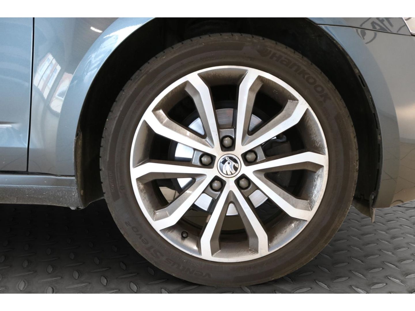 Fahrzeugabbildung SKODA Octavia Combi Soleil Händler/Export