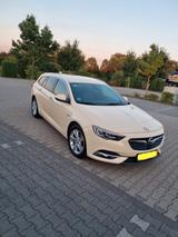 Opel Insignia 2.0 Diesel 125kW Business Ed Aut Sp... - : Taxi, Von Privat