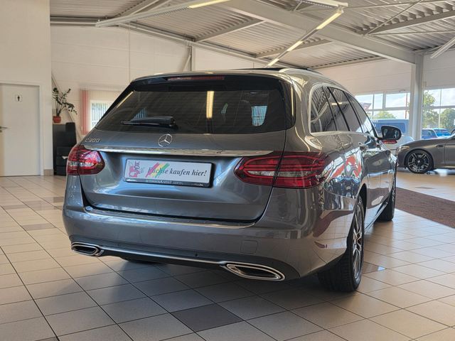 MERCEDES-BENZ C 300 — Foto 10
