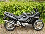 Suzuki GSX 750F mit BOS Auspuff  - SUZUKI 1999 GSX 750