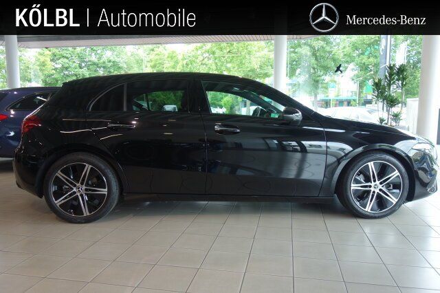 Mercedes-Benz A 220 4M PROGRESSIVE PANO FAHR PAK BURM 360 MEM