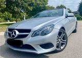 Mercedes-Benz E 250 Autom. - - Mercedes-Benz E 250 mit Benzin-Antrieb: Cabrio
