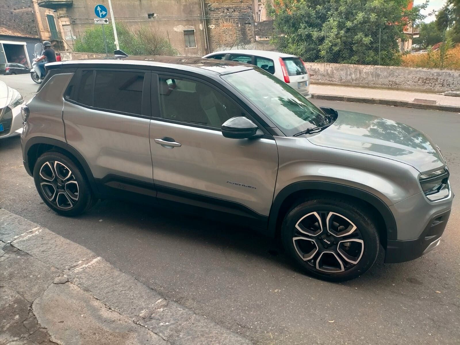 Other Jeep Avenger 1.2 Turbo 100 CV Summit imagem 3
