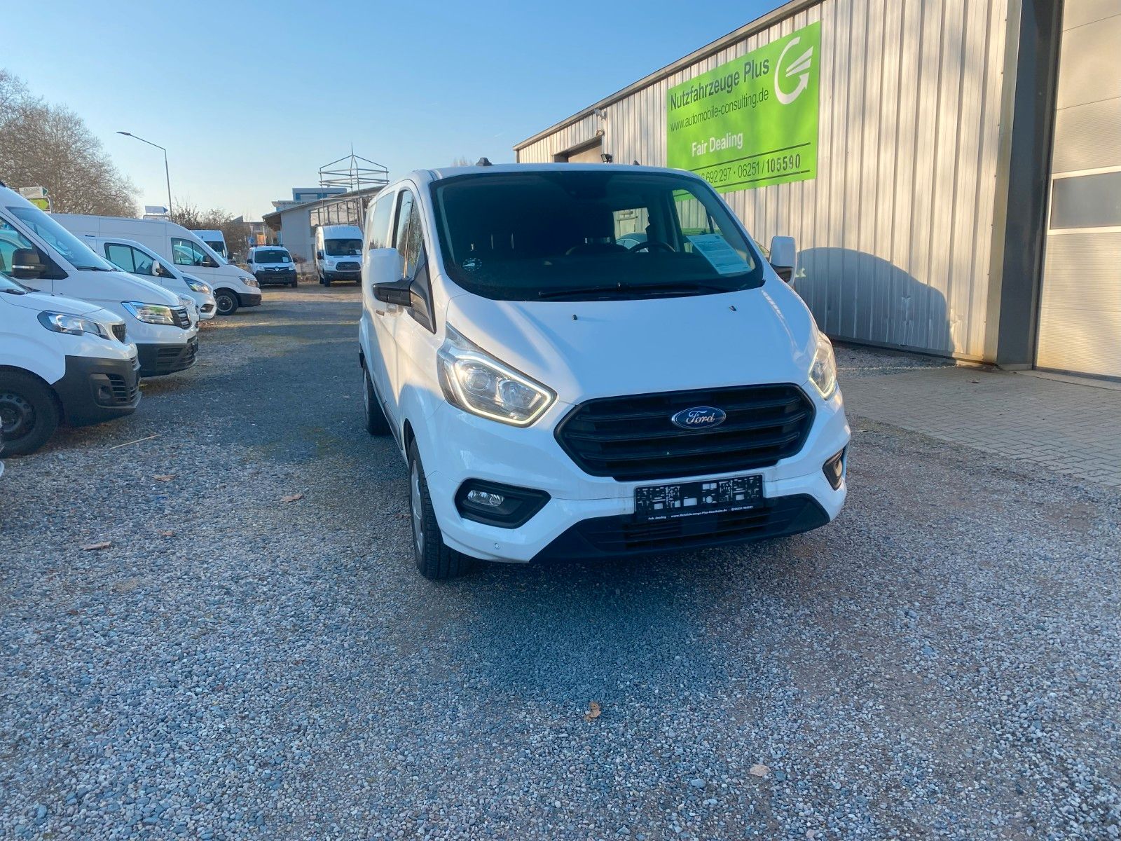 Fahrzeugabbildung Ford Ford Transit Doka 320L2,Trand,6-Sitzer,AHK,StH