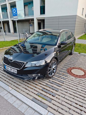 Skoda Superb 2.0 TSI 162kW DSG L&K Combi L&K