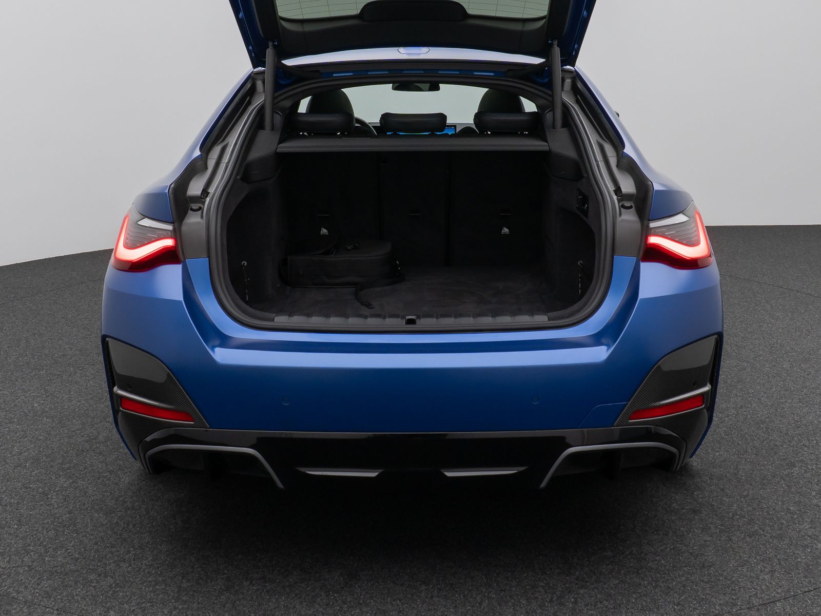 Fahrzeugabbildung BMW i4 M50 Gran Coupé Glasdach Laser 360°HUD DAB H/K