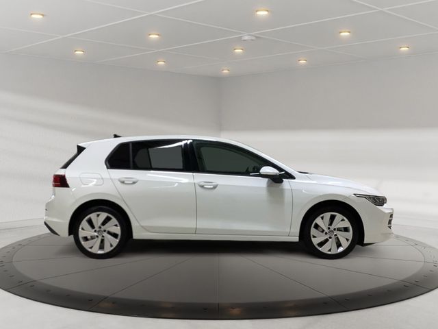 Golf Life 1,5 TSI 85 kW  AZV, Pano, ACC, LED, SH