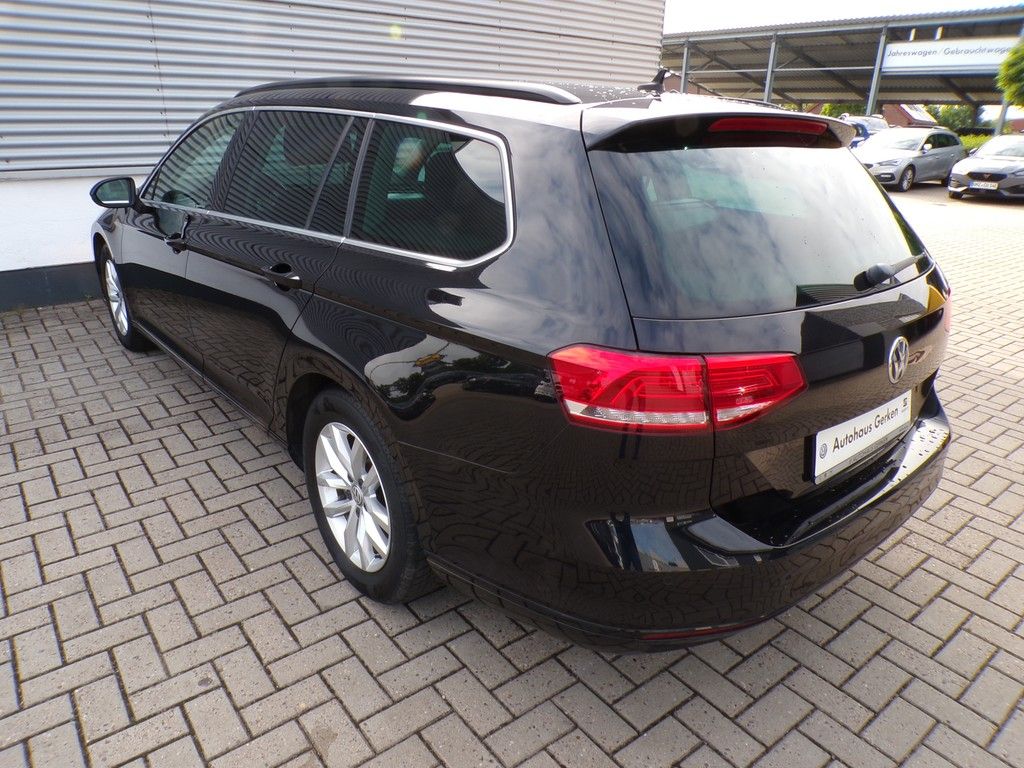 Fahrzeugabbildung Volkswagen Passat Variant  1.4 TSI Comfortline *R-Line Spor