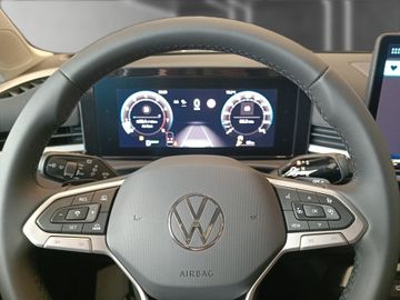 Volkswagen T-Roc - 11