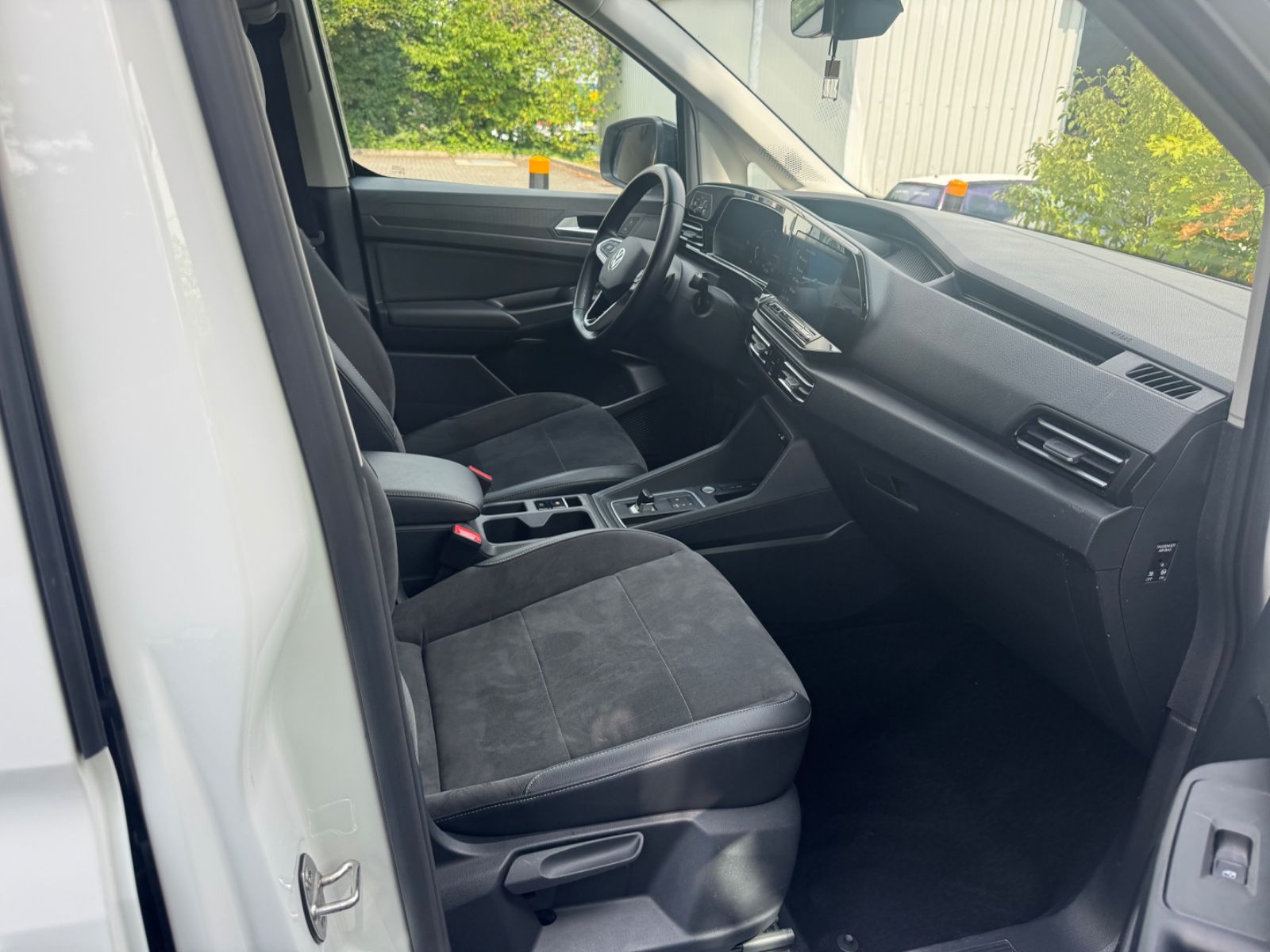 Fahrzeugabbildung Volkswagen Caddy Style NAVI+LED+ACC+LANE+ALCANTARA