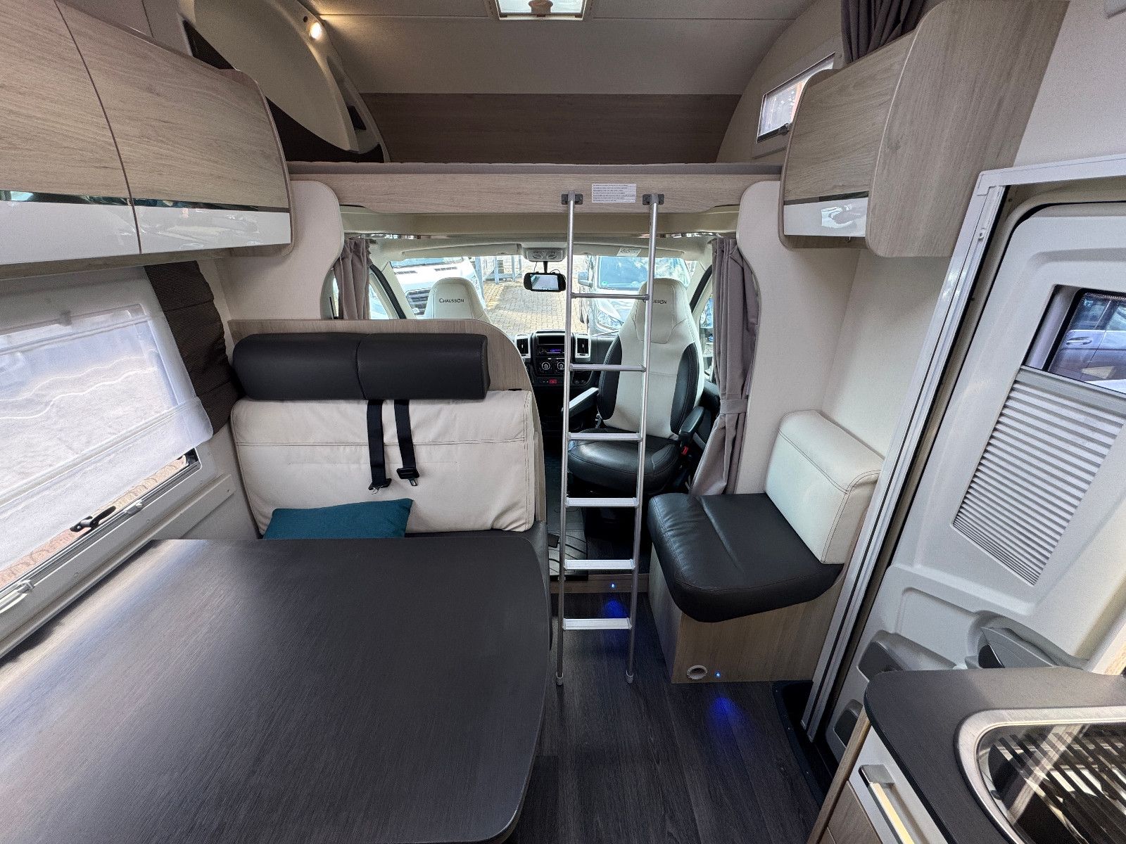 Fahrzeugabbildung Chausson Alkoven C714 GA VIP M20 FIAT DUCATO MAXI SOLAR