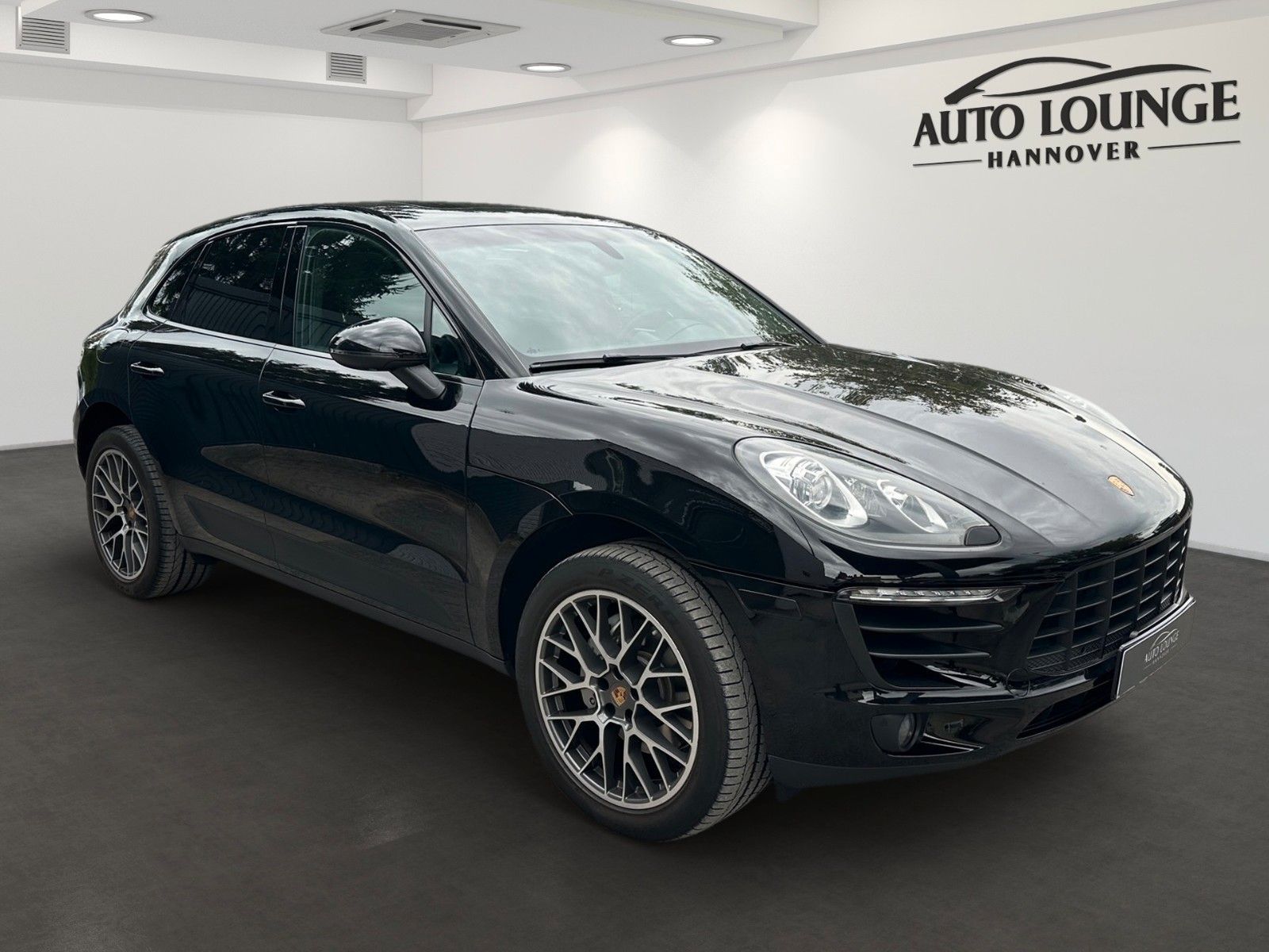 Porsche Macan S Pano Carplay Kamera Keyless Ambiente