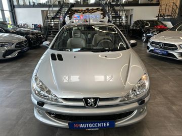 Peugeot 206 Cabriolet CC Platinum *TÜV NEU* Alu*Navi*