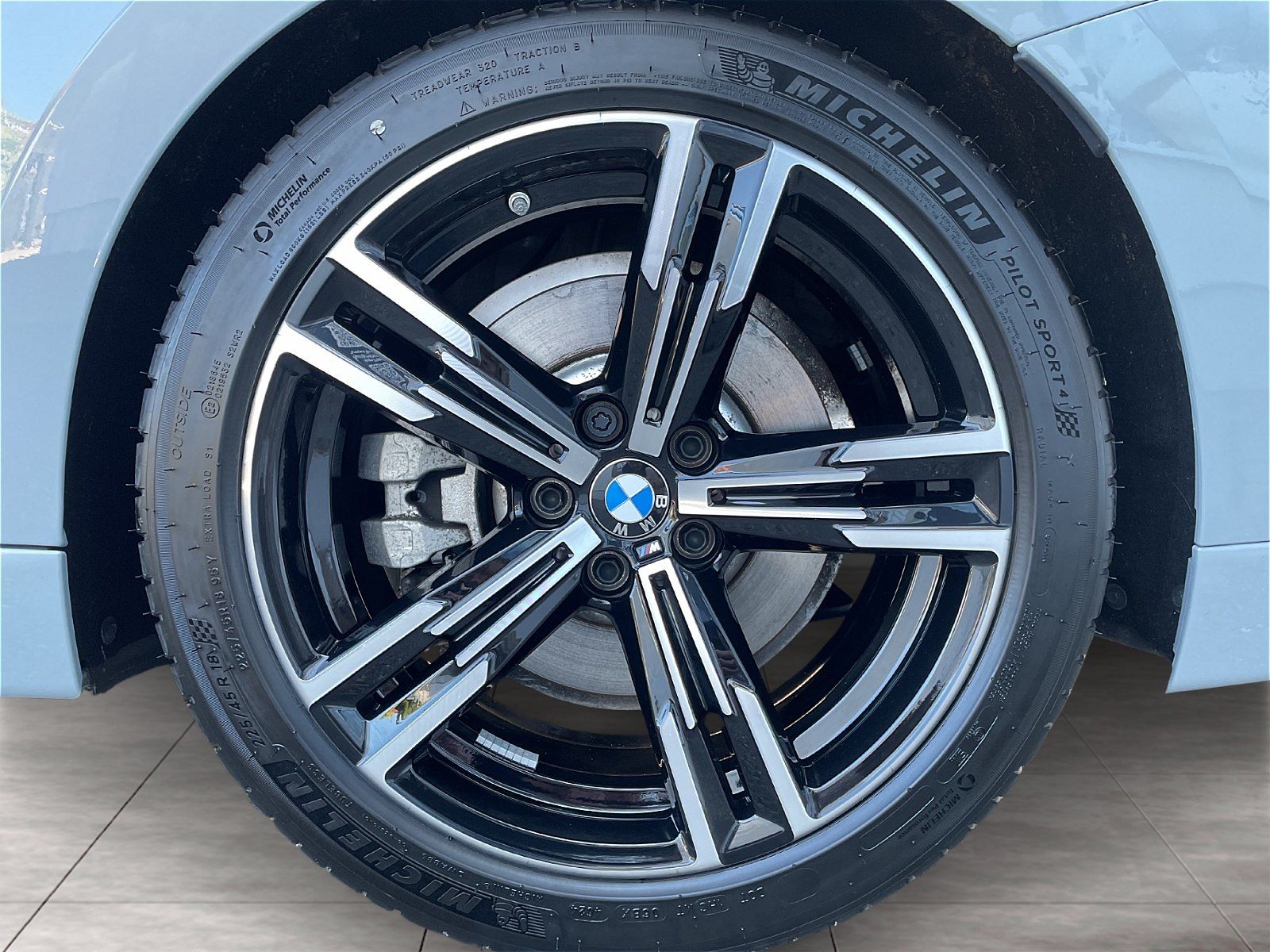 BMW 230 - Bild 6