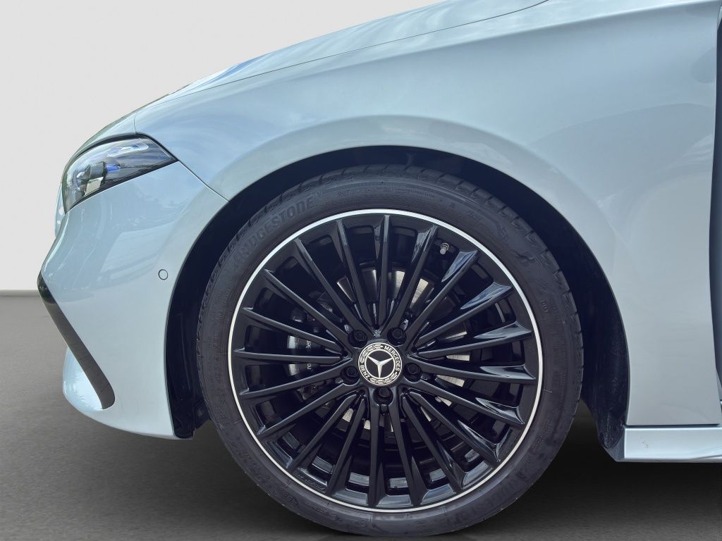 Fahrzeugabbildung Mercedes-Benz A 200 AMG*NIGHT*PSD*M-BEAM*RFK*TOTW*K-GO*19''*