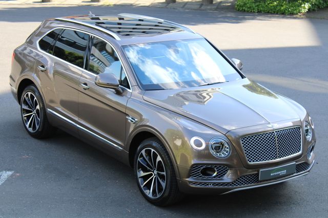 Bentley Bentayga V8 Mulliner Pano/City/Touring/22''/HUD
