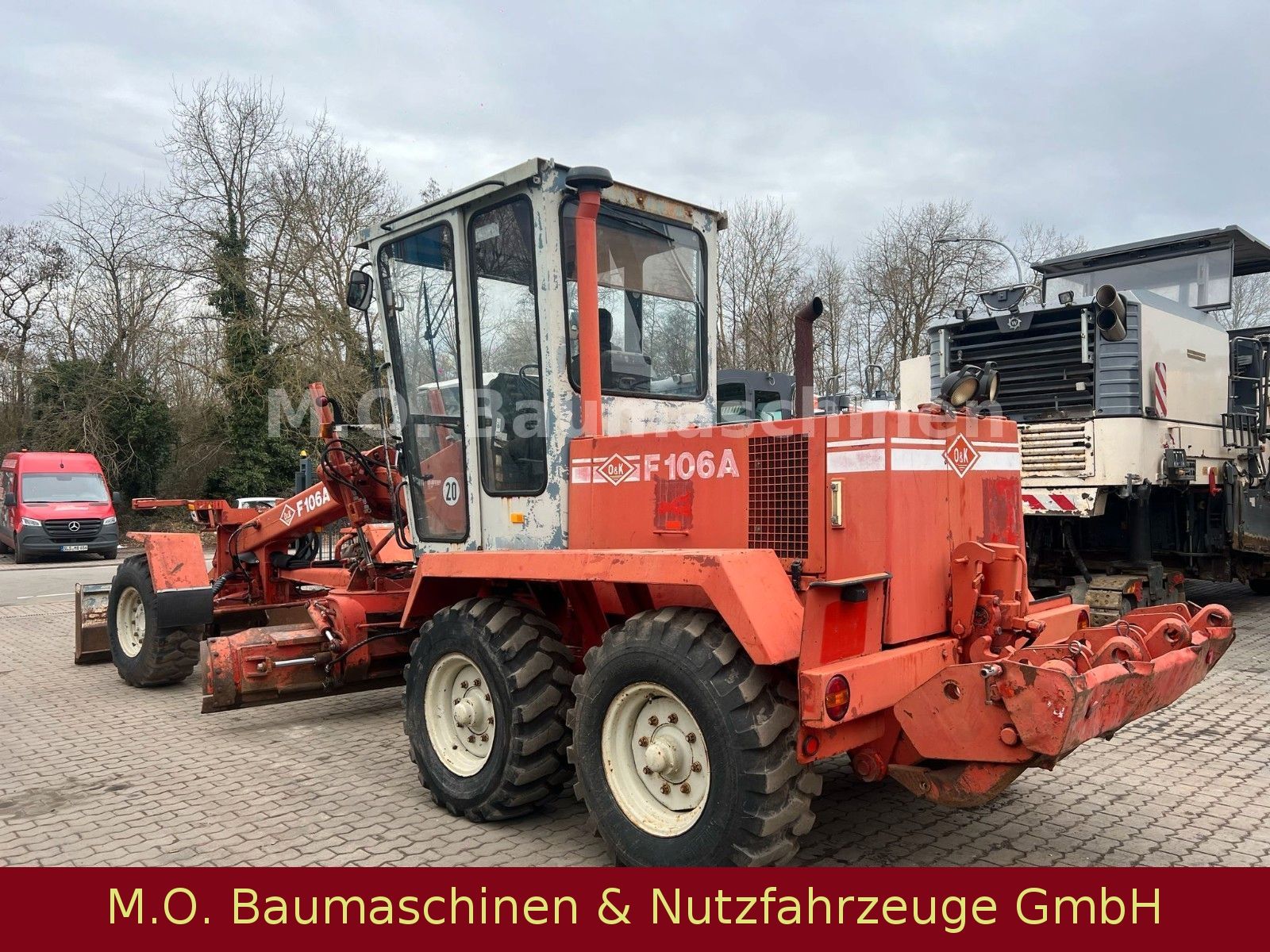 Fahrzeugabbildung O & K F106 A  / Grader /