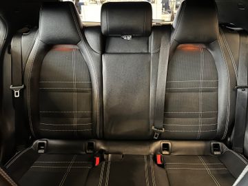 Mercedes-Benz A 180 A d BlueEfficiency*2. Hand*LED