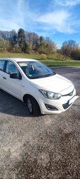 Hyundai i20 1.2 Classic 1. Hand - Hyundai i20 bis 5.000 Euro