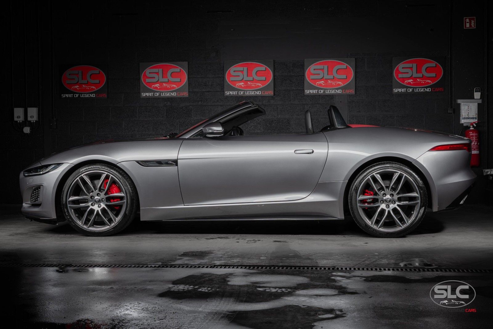 Jaguar F-Type P300 R-DYNAMIC Perf./Heated/Cooled/Pixel imagem 2