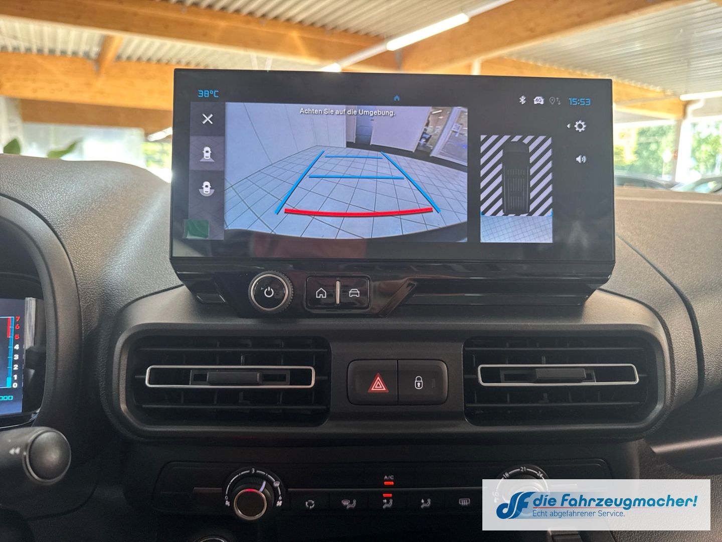 Fahrzeugabbildung Citroën Berlingo XL Digitales Cockpit LED Apple CarPlay
