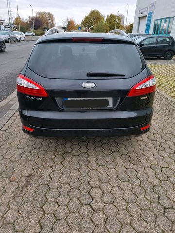 Ford mondeo 2,2 diesel  2010 in einem sehr...