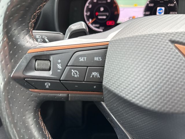 Formentor 4Drive 2.0 TSI DSG *AHK+Panodach+Navi+