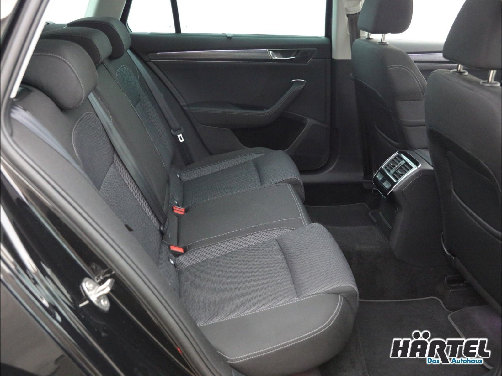 Skoda Superb - Bild 7