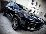 Porsche Cayenne Voll/Pano/Garantie 2J. - gebrauchte Porsche Cayenne aus dem Jahr 2020