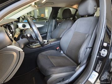 Mercedes E 220 - 7