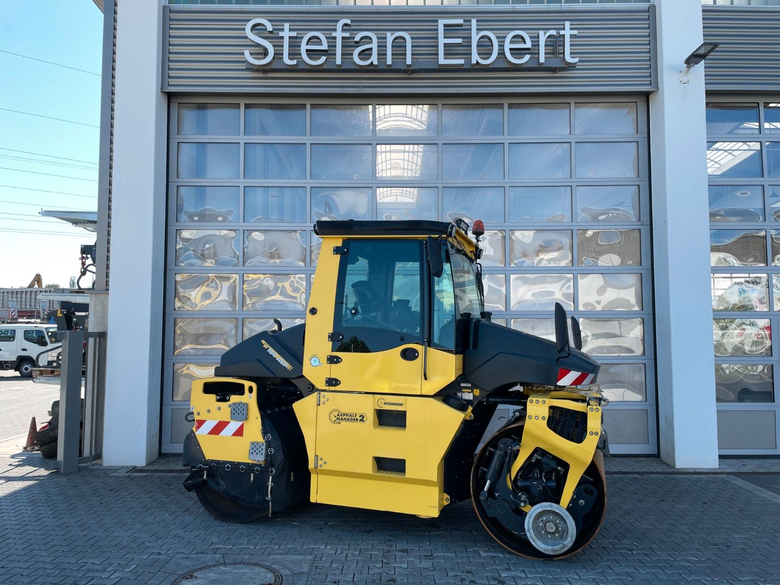 Fahrzeugabbildung BOMAG BW 154 ACP-4i AM / nur 1.751h / Asphalt Manager