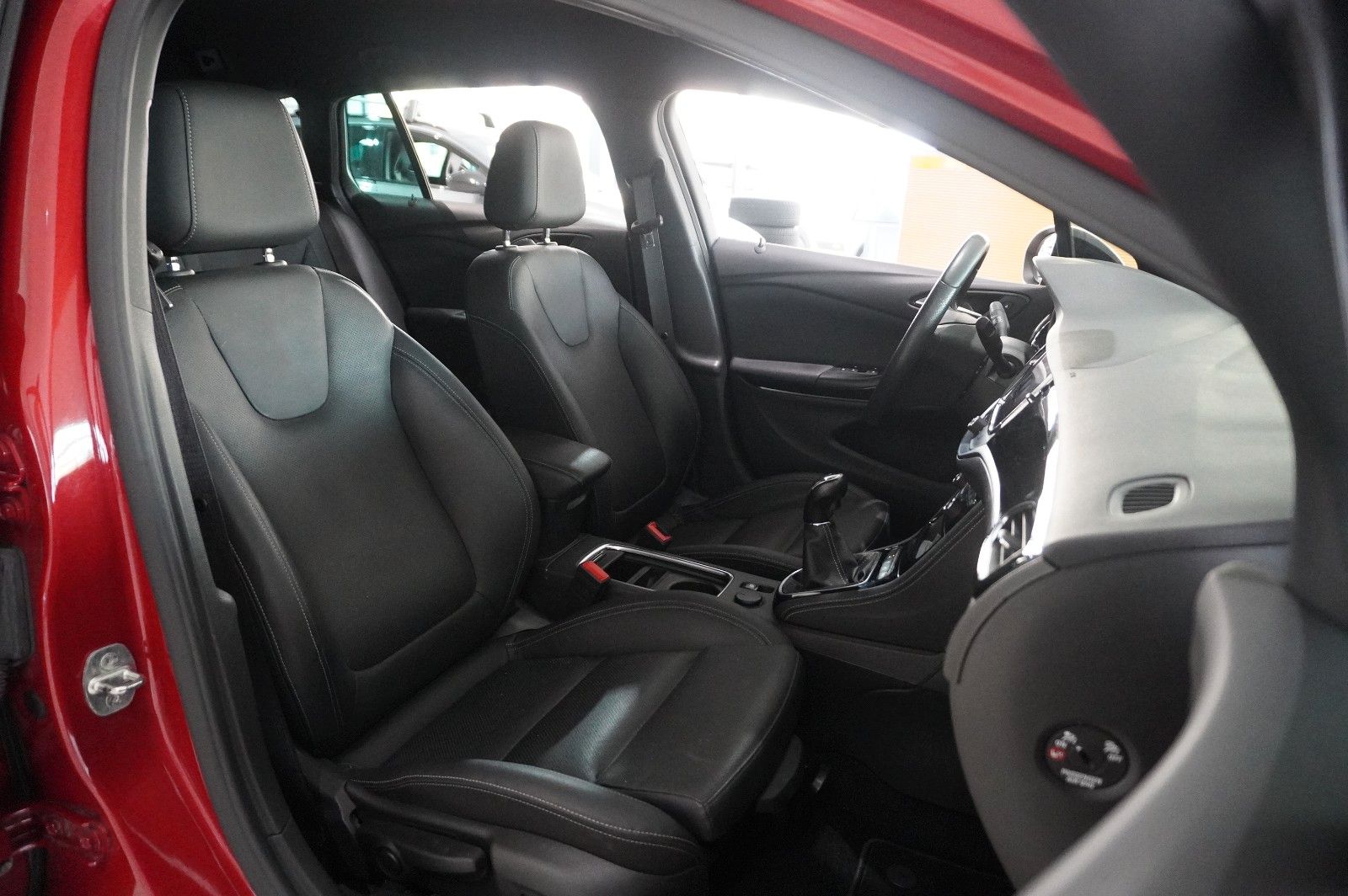 Fahrzeugabbildung Opel Astra K ST 1.5D ULTIMATE NAVI/SH/KAMERA/BOSE/AHK
