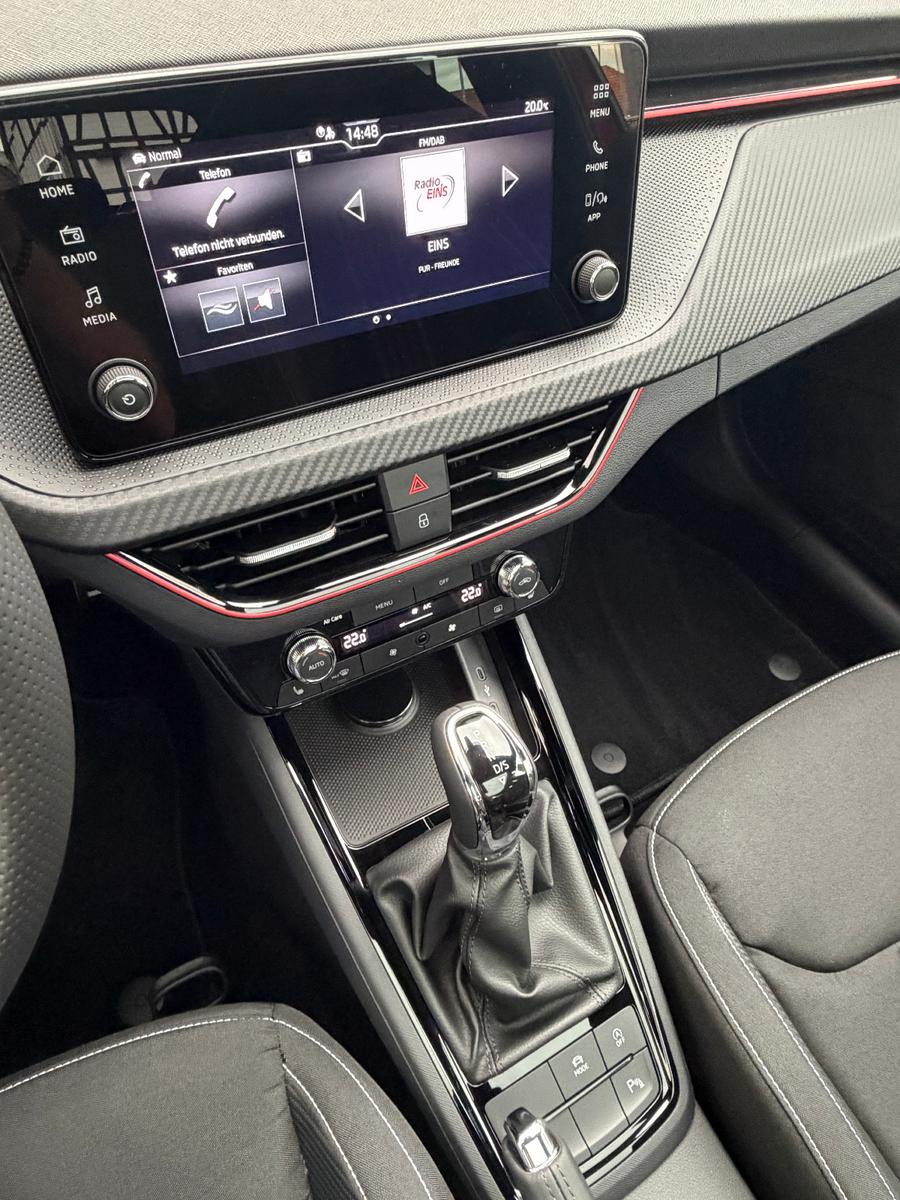 Skoda Kamiq 1.0 TSI DSG Monte Carlo (Pano,AHK,5/100)